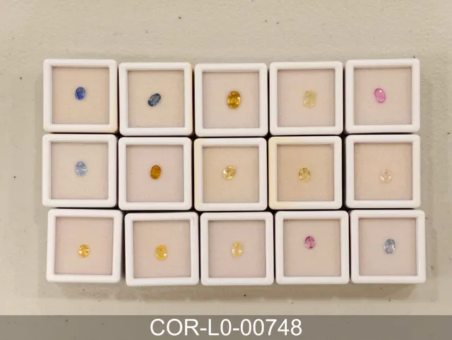 黃色剛玉 COR-L0-00748