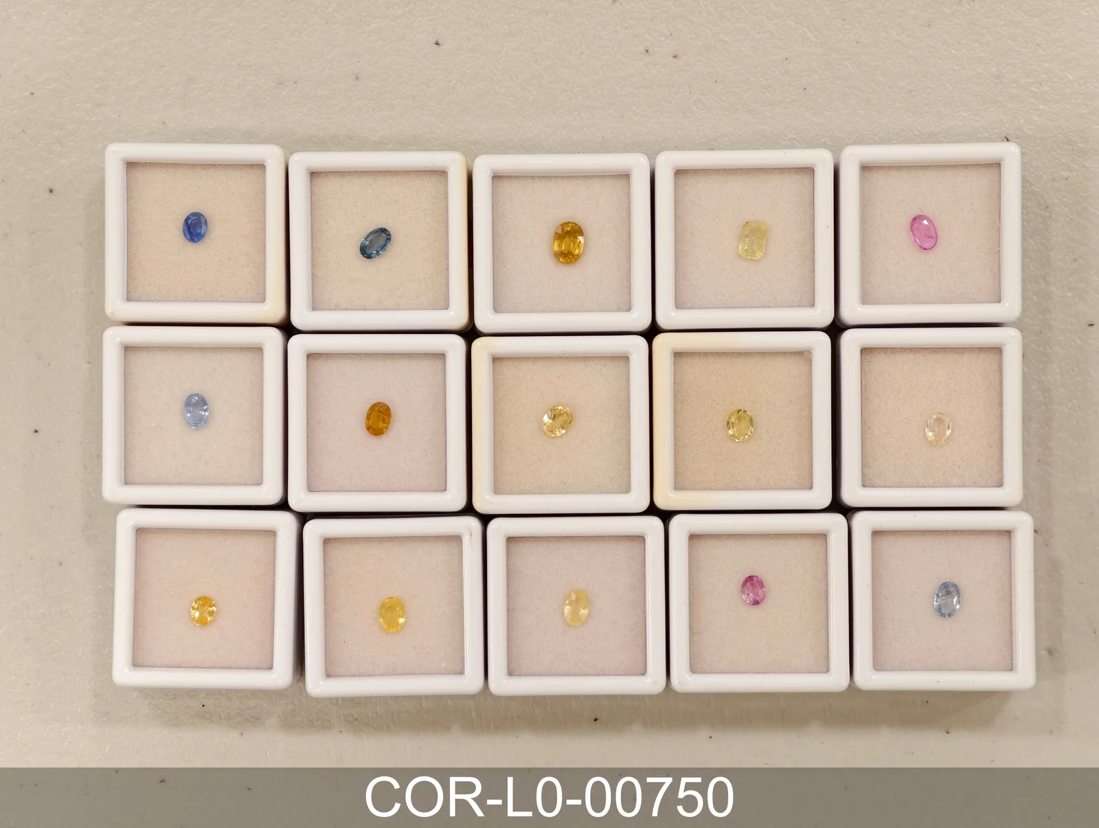 藍色剛玉 COR-L0-00750