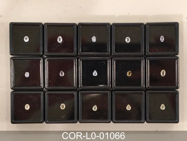 黃色剛玉 COR-L0-01066